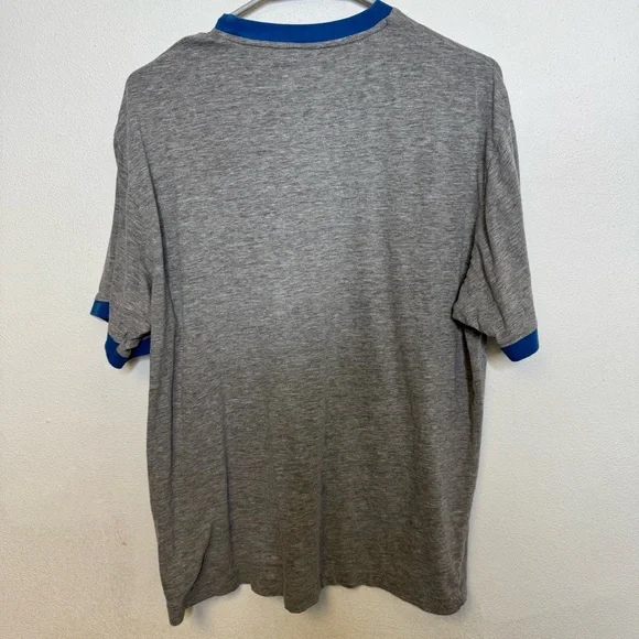 Red Jacket Gray Blue Chicago Cubs Baseball Graphic Burnout Short Sleeve Shirt M - Picture 5 of 9